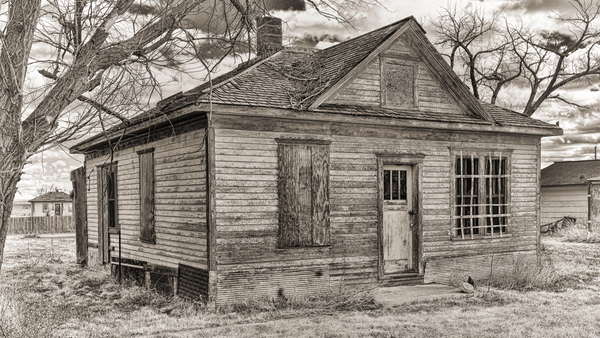 Farmhouse disrepair by Jim Radford